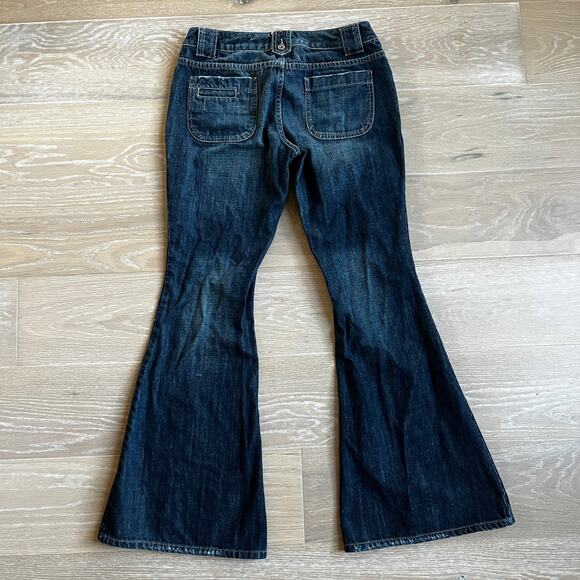 Mossimo Supply Co Distressed Low-Rise Flare Jeans Juniors sz 9 y2k - Picture 2 of 4